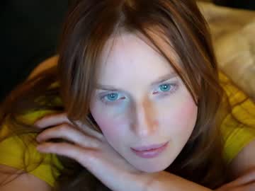 webcam girl ellaa91 live cam image #4231666