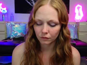 webcam girl daphnemadison live cam image #12732880