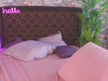webcam girl angelina_new live cam image #10648246