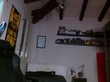 webcam man dumbnerd3 live cam image #6463110