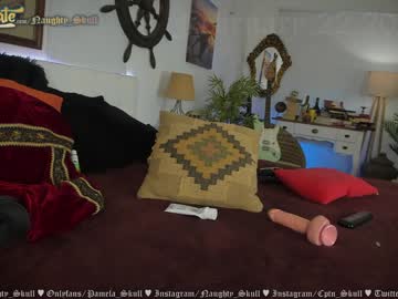 webcam girl naughty_skull live cam image #8684212