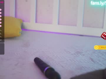 webcam girl _taylor_swift live cam image #3701411