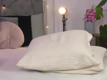 webcam girl victoria__rossi live cam image #12977401