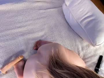 webcam girl kisimoto_key live cam image #5294771