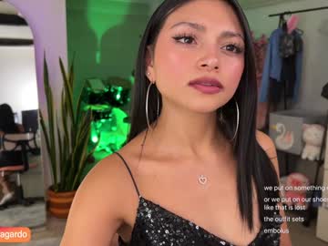 webcam girl sweet_littleee live cam image #12220894