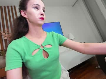 webcam girl ehotlovea live cam image #9995778