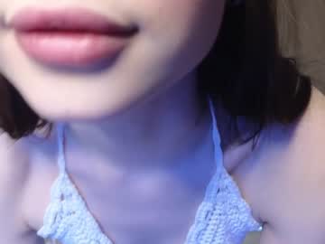 webcam girl lovelydelmel live cam image #8677238