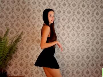 webcam girl amandamedrano live cam image #4223536