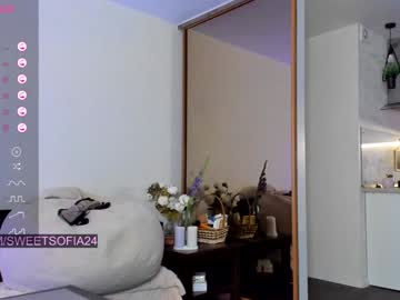 webcam girl sweetteets24 live cam image #10113874