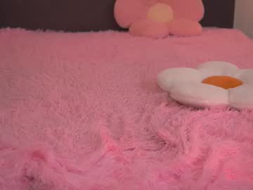 webcam girl tiny_miracle live cam image #10263203