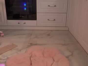 webcam girl golden_alinee live cam image #11105526