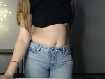 webcam girl littleflowers live cam image #12227918