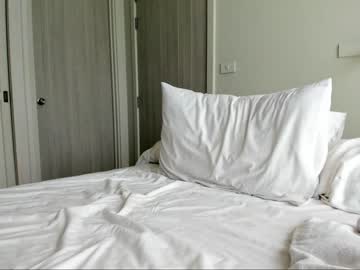 webcam girl asiangirlandwhiteguy live cam image #2093428