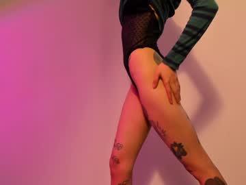 webcam girl alone_together_ live cam image #10979691