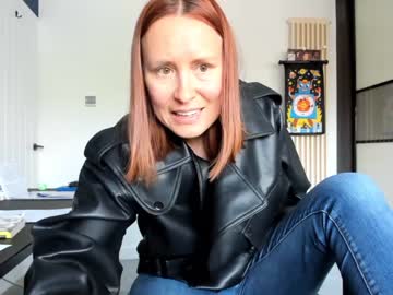 webcam girl eatmypie69 live cam image #3789733