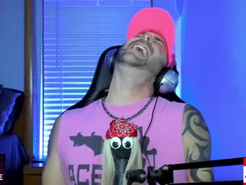 webcam man whaaaaaaaat live cam image #1441084