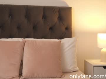 webcam girl naughtysammx live cam image #9634534