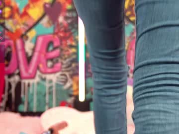 webcam girl vanessa_love live cam image #12574375