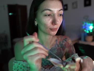 webcam girl kronniekray live cam image #229167