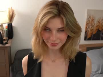 webcam girl refined_style live cam image #10174043