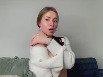 webcam girl strawberryjamx live cam image #1514694