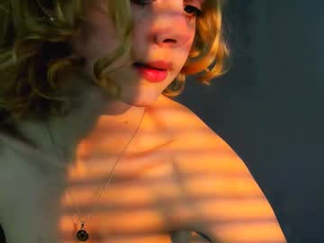 webcam girl little_anitta live cam image #11930920