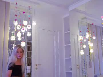 webcam girl krissone live cam image #11955113