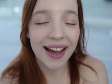 webcam girl my_mia_ live cam image #9212532
