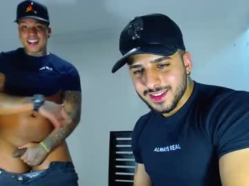 webcam man handsome_vzlaboys_hot live cam image #1240841