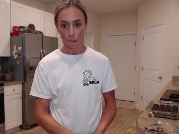 webcam girl holihurricane live cam image #10171795