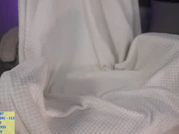 webcam girl alice_kosmos live cam image #3279943