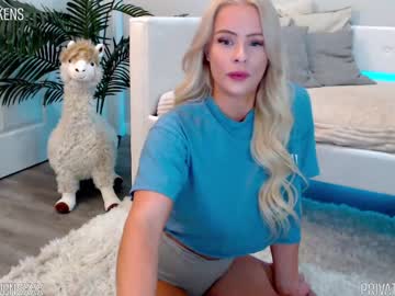webcam girl oliviaowens live cam image #1823319