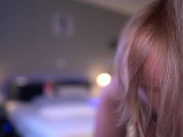 webcam girl cute__foxy live cam image #8626141