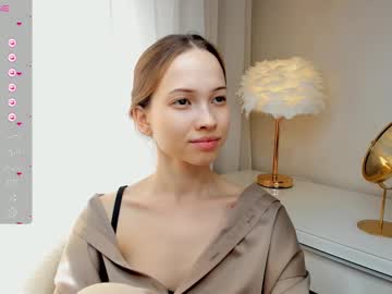 webcam girl sunnivagaillard live cam image #12405699