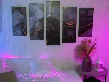 webcam girl noreenestabrooks live cam image #12228592