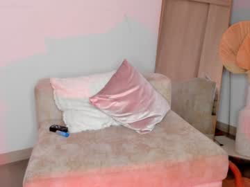 webcam girl swt_molly live cam image #10780751