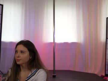 webcam girl kittycaitlin live cam image #10470455