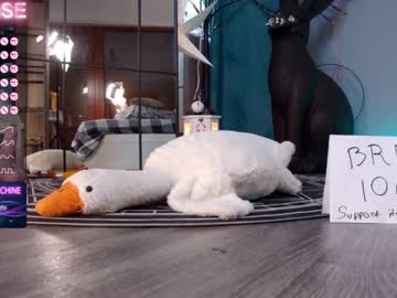 webcam girl careful_i_bite live cam image #5216593