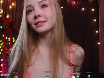 webcam girl lissa_meooow live cam image #11900212