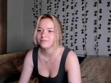 webcam girl timetohangout live cam image #9421605