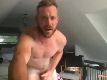 webcam man johndoeee665544 live cam image #3421522