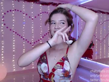 webcam girl cutenataly live cam image #1584661