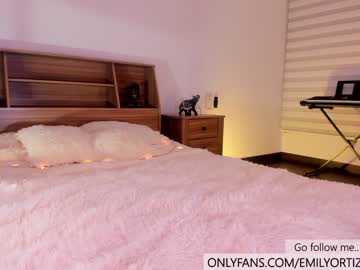 webcam couple emilyortiz_ live cam image #3409539