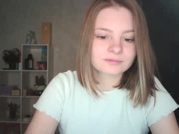 webcam girl fay_kiss live cam image #3613326