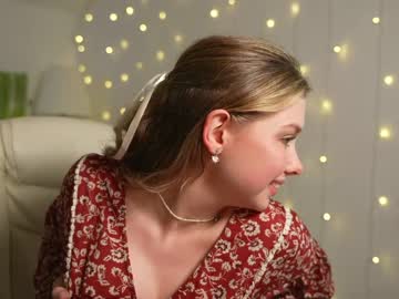 webcam girl april_blush live cam image #9083114