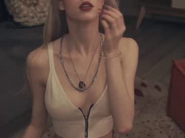 webcam girl audreycarvin live cam image #8692455