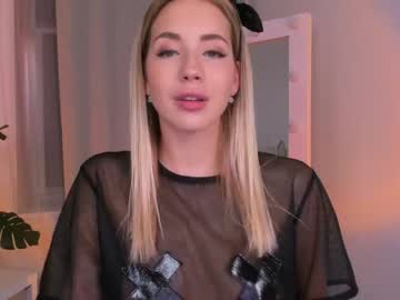 webcam girl emmi_rosee live cam image #535547