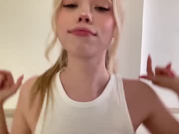 webcam girl sonyaplush live cam image #10177669