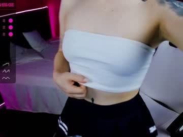 webcam girl lina_bitch live cam image #2885946