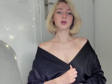 webcam girl yournaughtymiss live cam image #827692